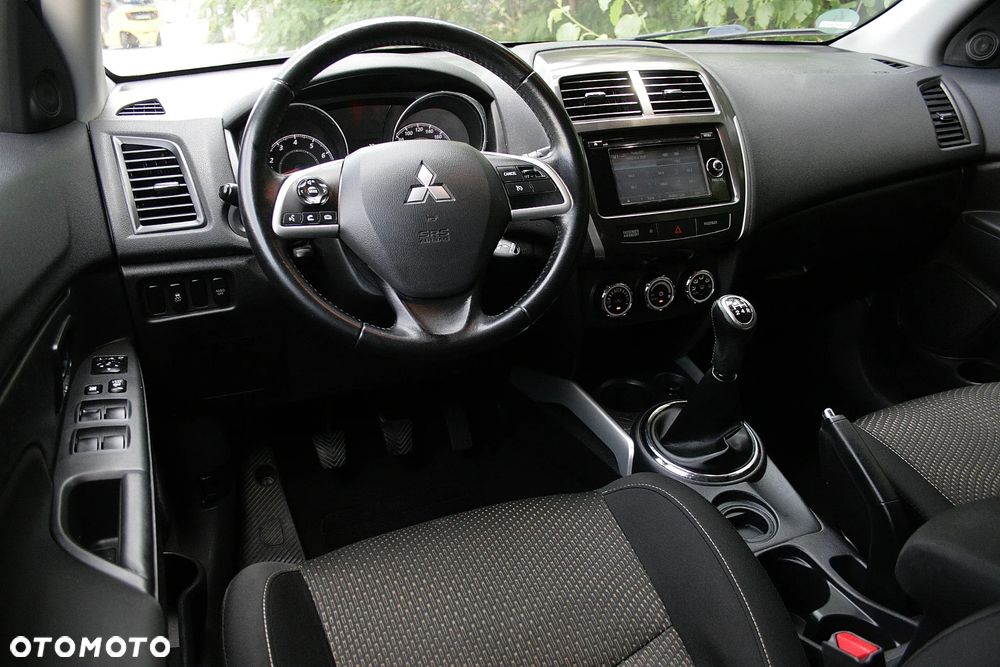 Mitsubishi ASX - 14