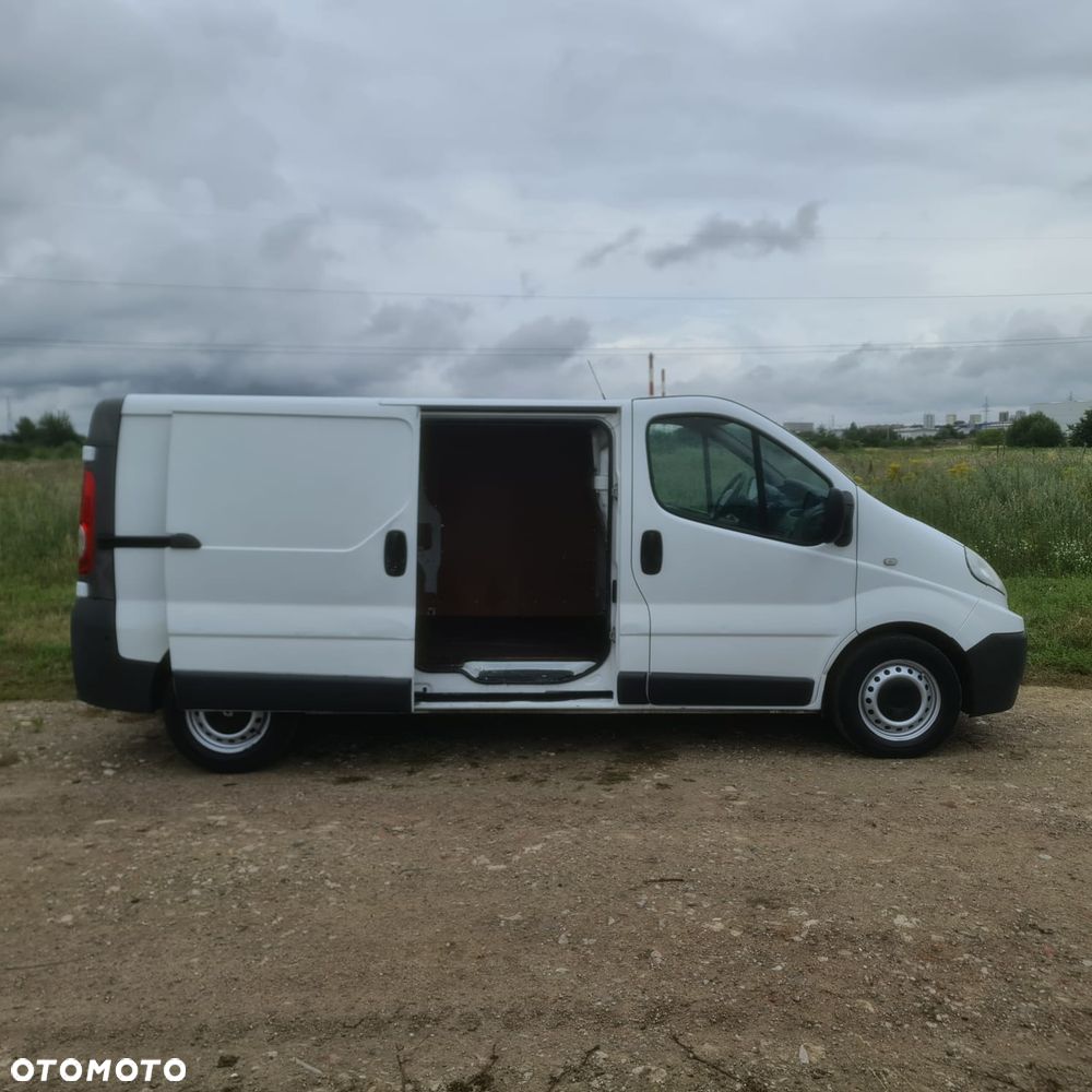 Renault TRAFIC - 7