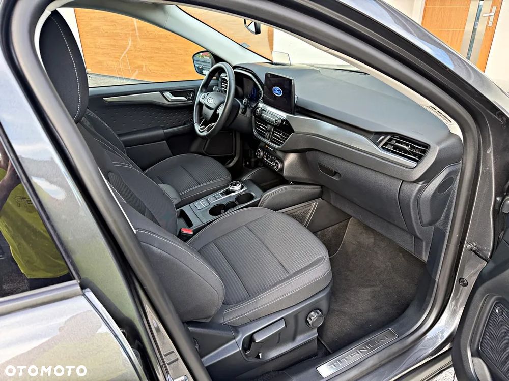 Ford Kuga 2.5 Duratec PHEV TITANIUM - 25