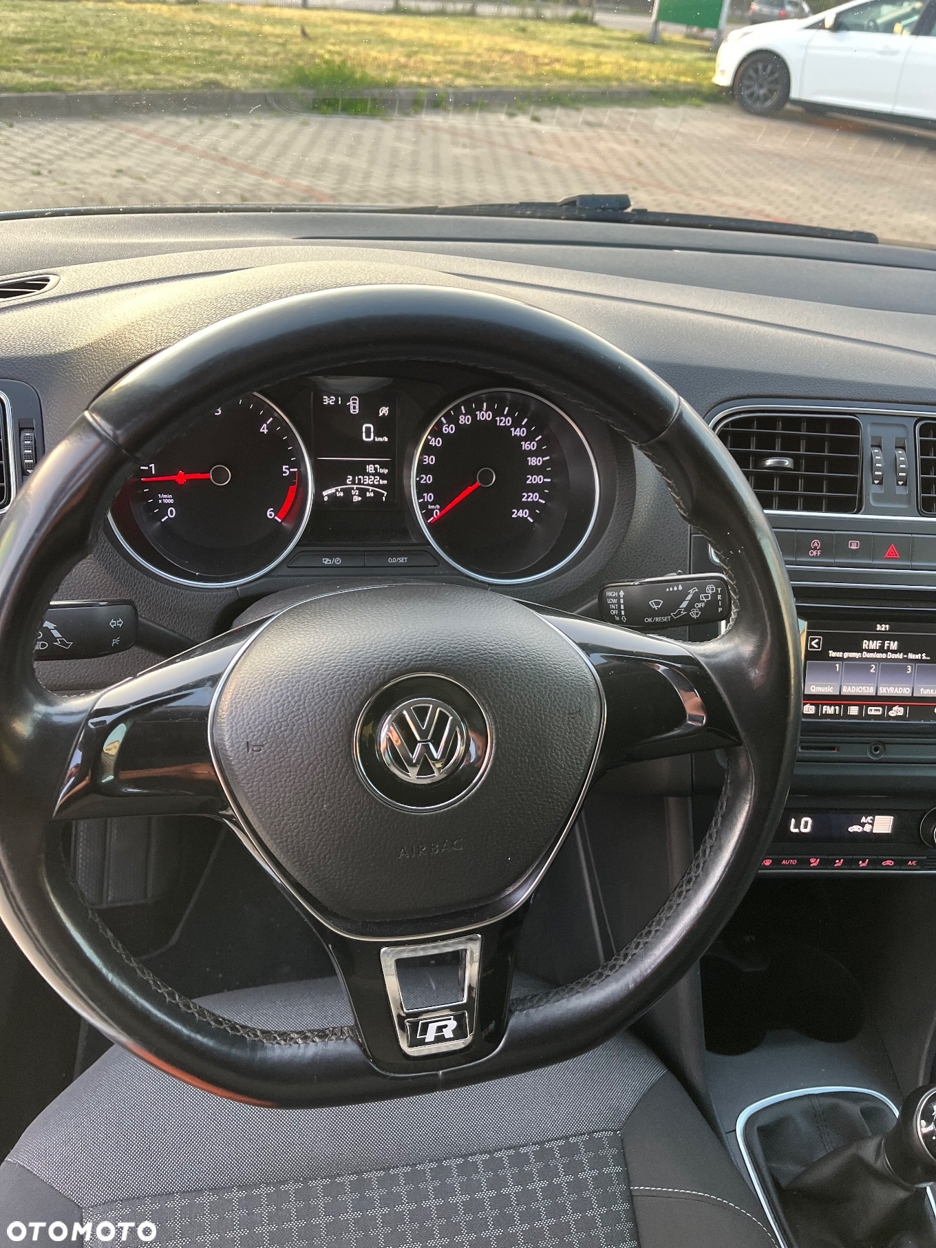 Volkswagen Polo - 24