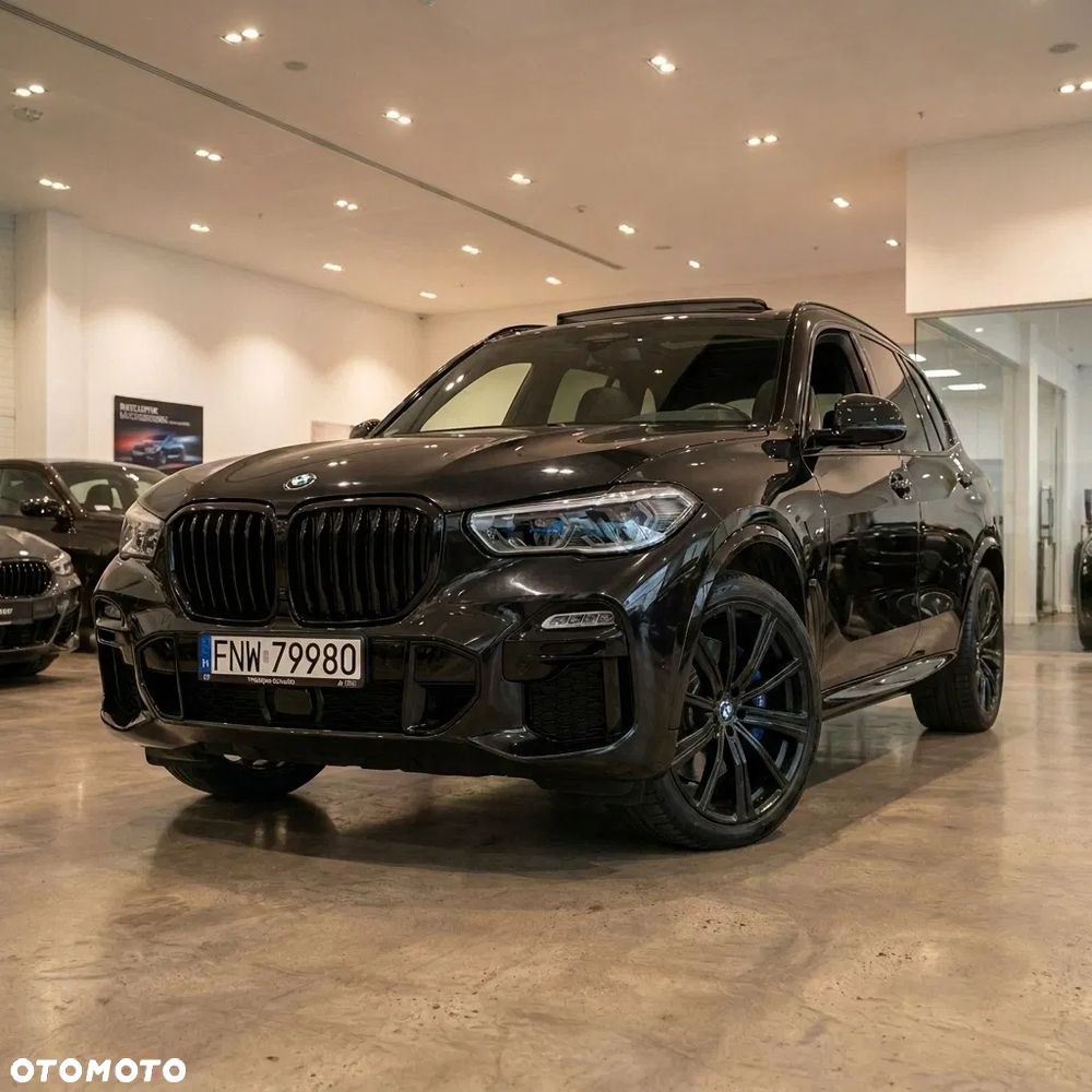 BMW X5 M50i - 1