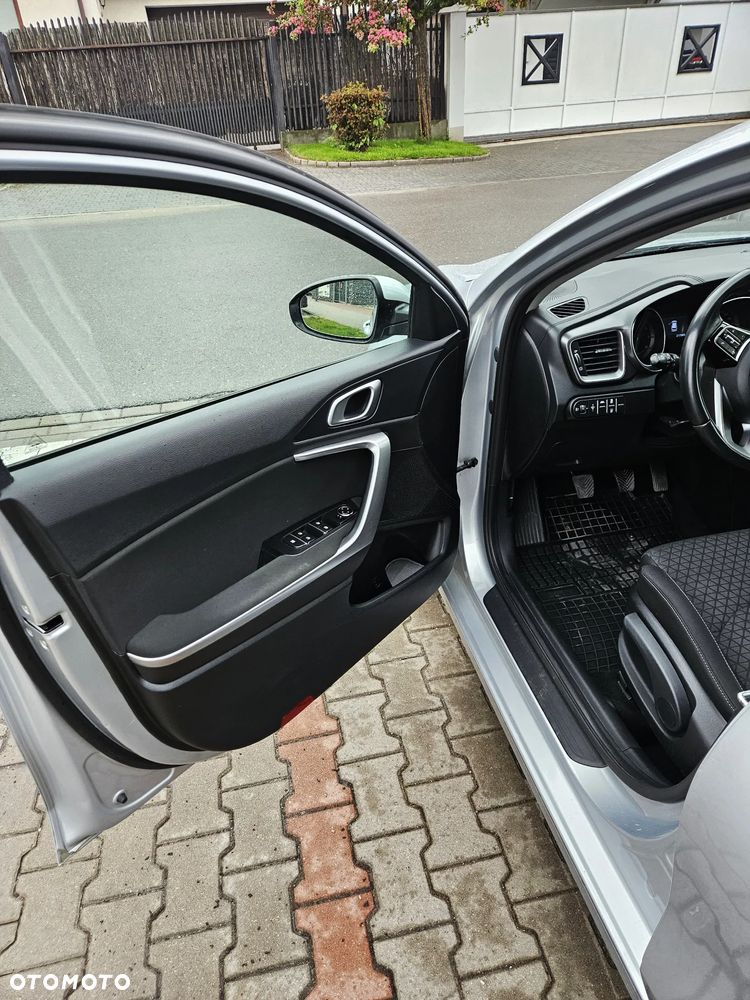 Kia Ceed 1.5 T-GDI L - 11