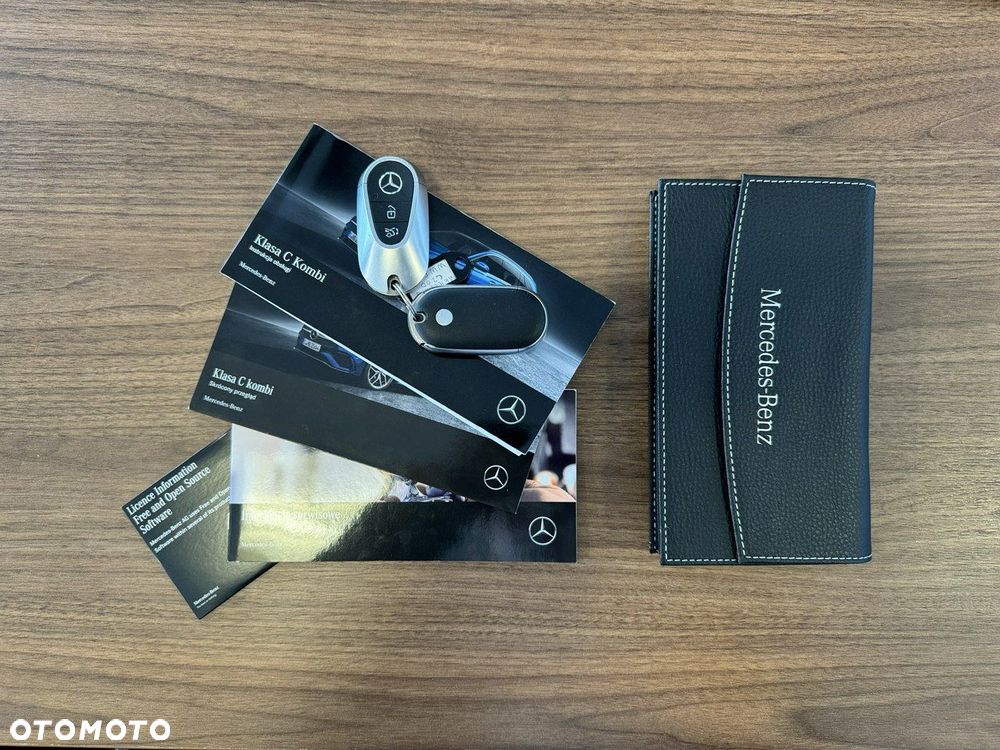 Mercedes-Benz Klasa C - 30