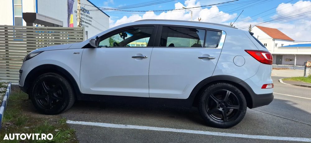 Kia Sportage 2.0 CRDI 4WD Automatik Spirit - 15