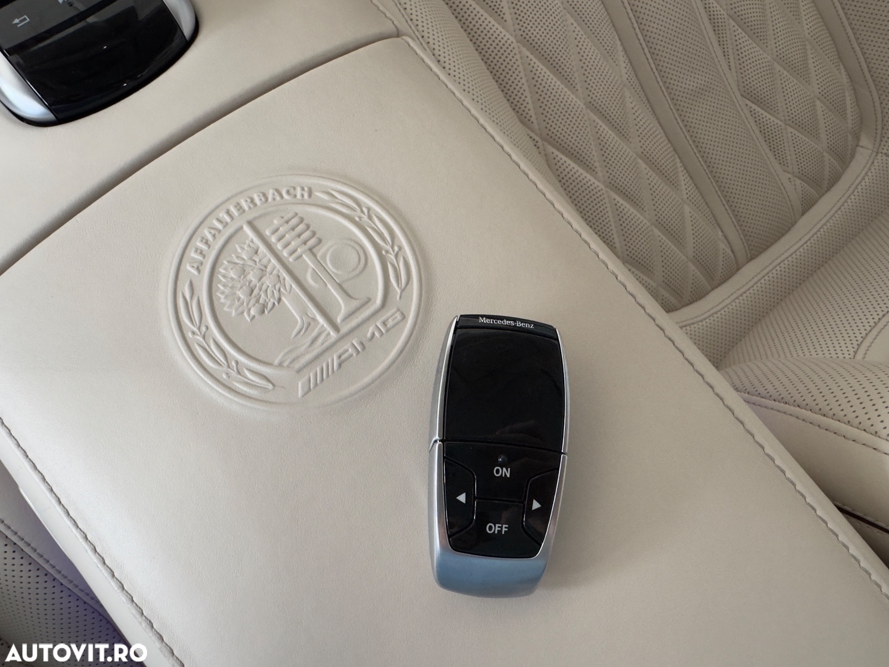 Mercedes-Benz S AMG 63 4MATIC Coupe Aut - 32