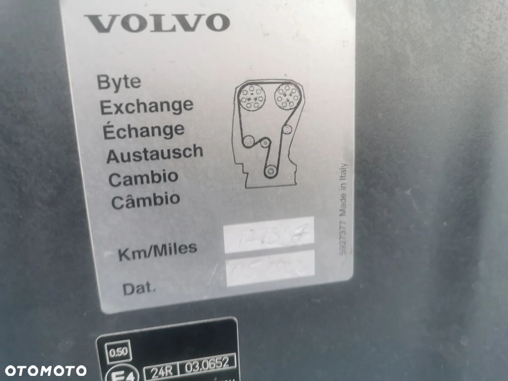 Volvo S60 D3 Geartronic Momentum - 24