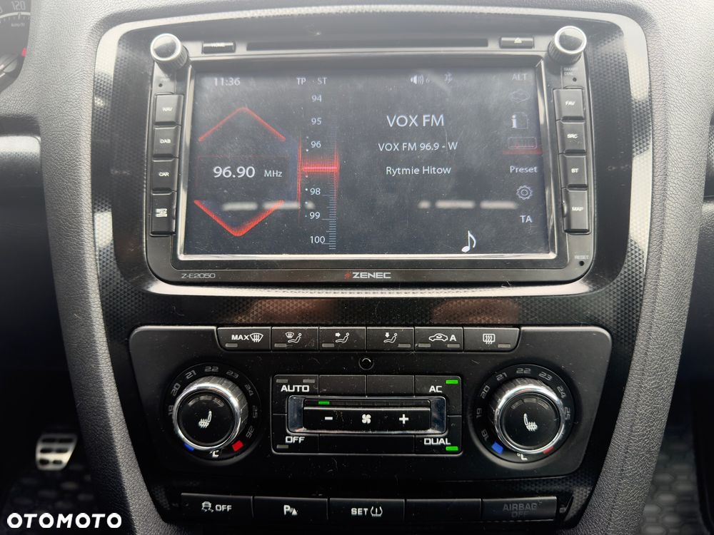 Skoda Octavia 2.0 TSI RS - 29