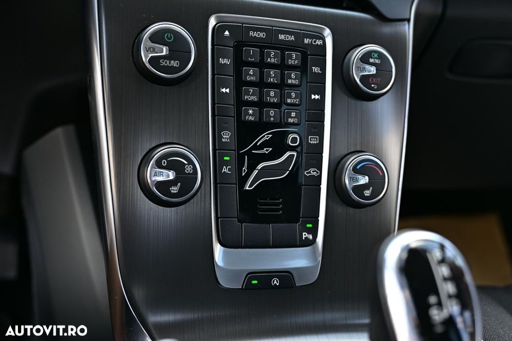 Volvo V40 - 20