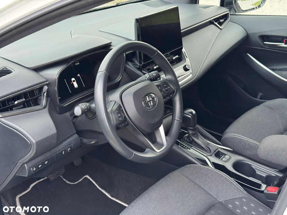 Toyota Corolla 1.8 Hybrid Comfort - 10