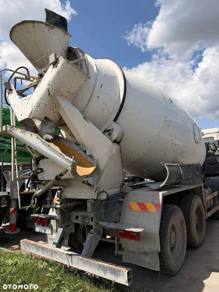 Mercedes-Benz Actros - 3