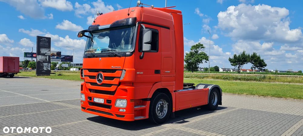 Mercedes-Benz Actros - 1