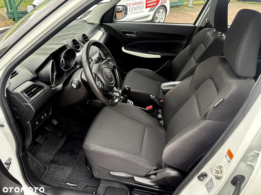 Suzuki Swift - 12