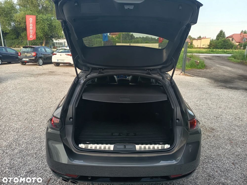 Peugeot 508 BlueHDi 160 EAT8 Allure - 31
