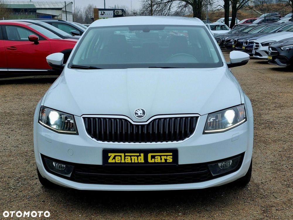 Skoda Octavia 1.6 TDI Active DSG - 4