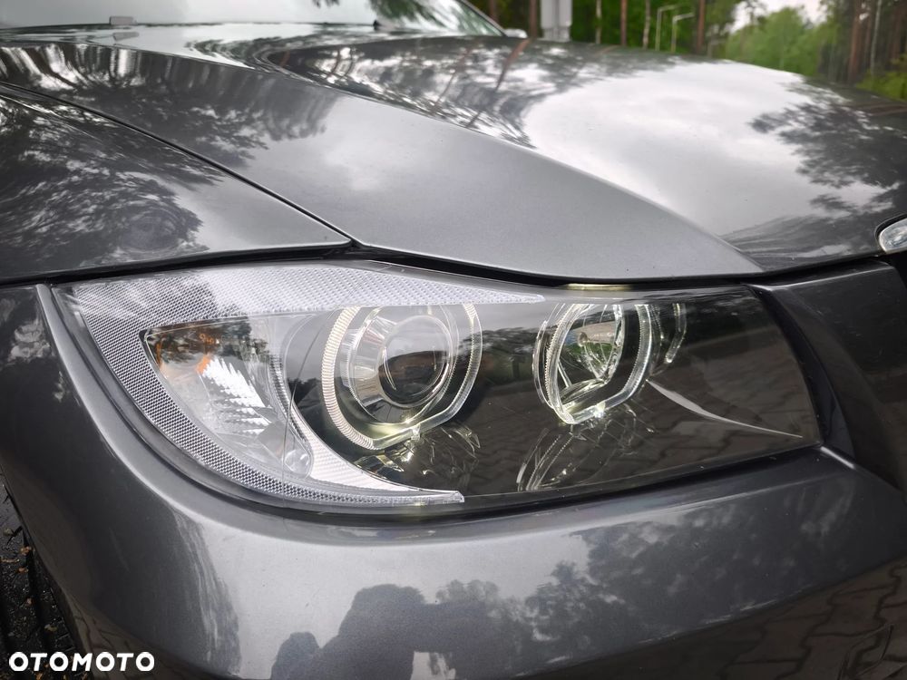 BMW Seria 3 320d - 3