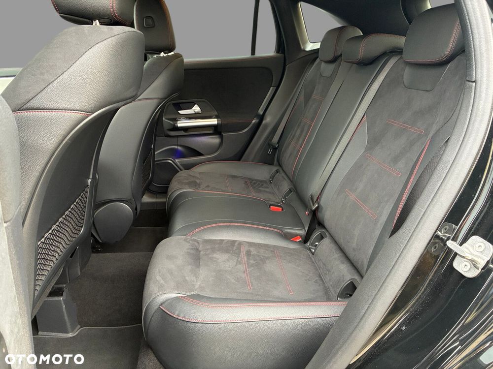 Mercedes-Benz GLA 200 mHEV AMG Line 7G-DCT - 18