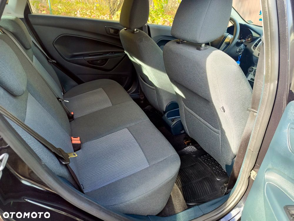Ford Fiesta 1.25 Trend SVP - 33