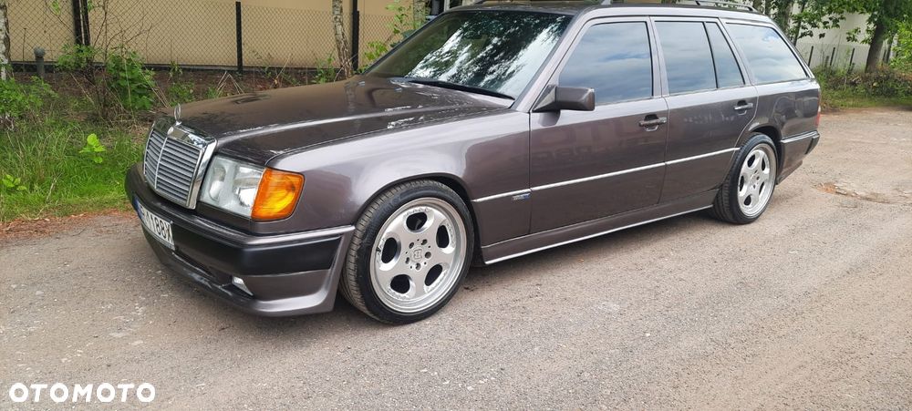 Mercedes-Benz W124 (1984-1993) - 1