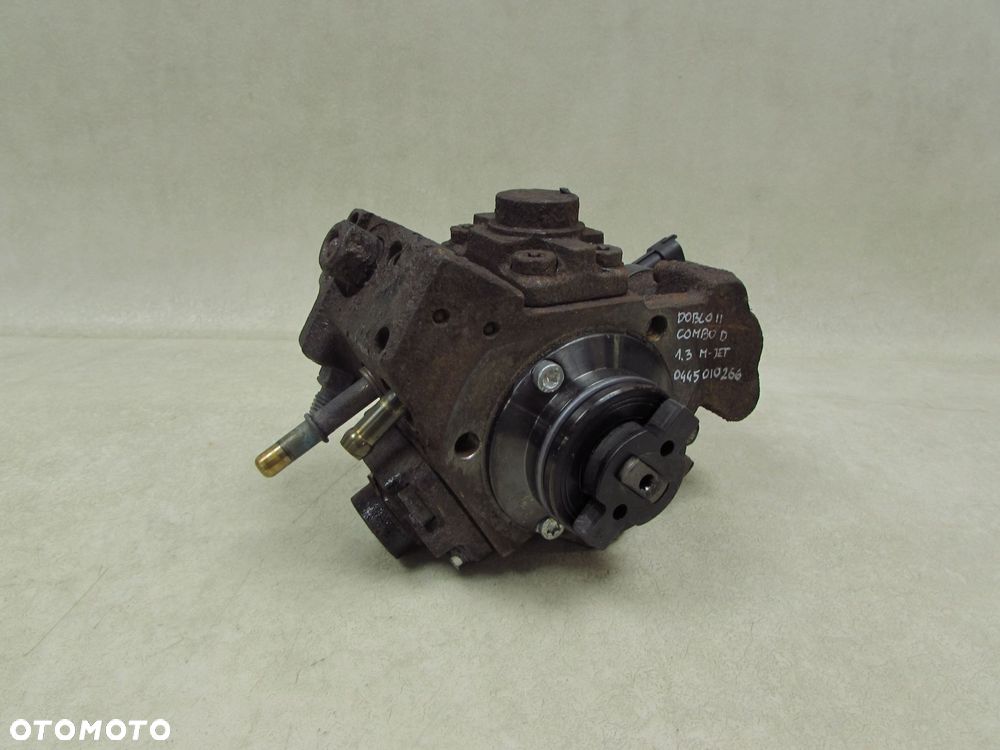 FIAT DOBLO II COMBO D 1.3 M-JET 08-18 POMPA WTRYSKOWA PALIWA 0445010266 - 1