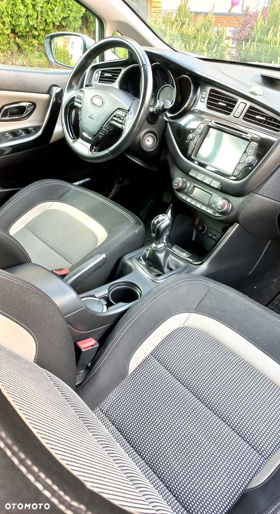 Kia Ceed 1.6 GDI Business Line - 7