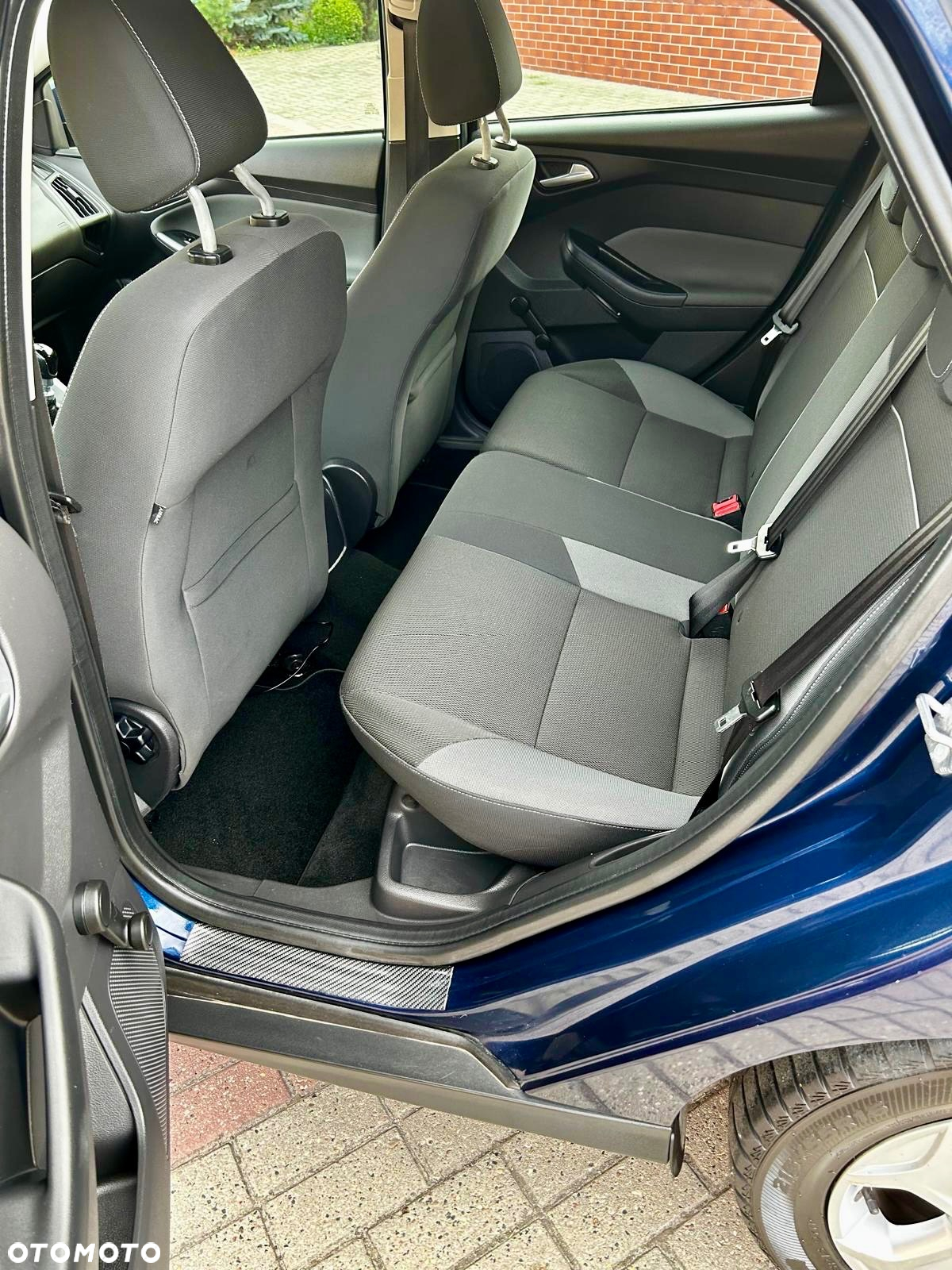 Ford Focus 1.5 TDCi DPF Start-Stopp-System Ambiente - 17