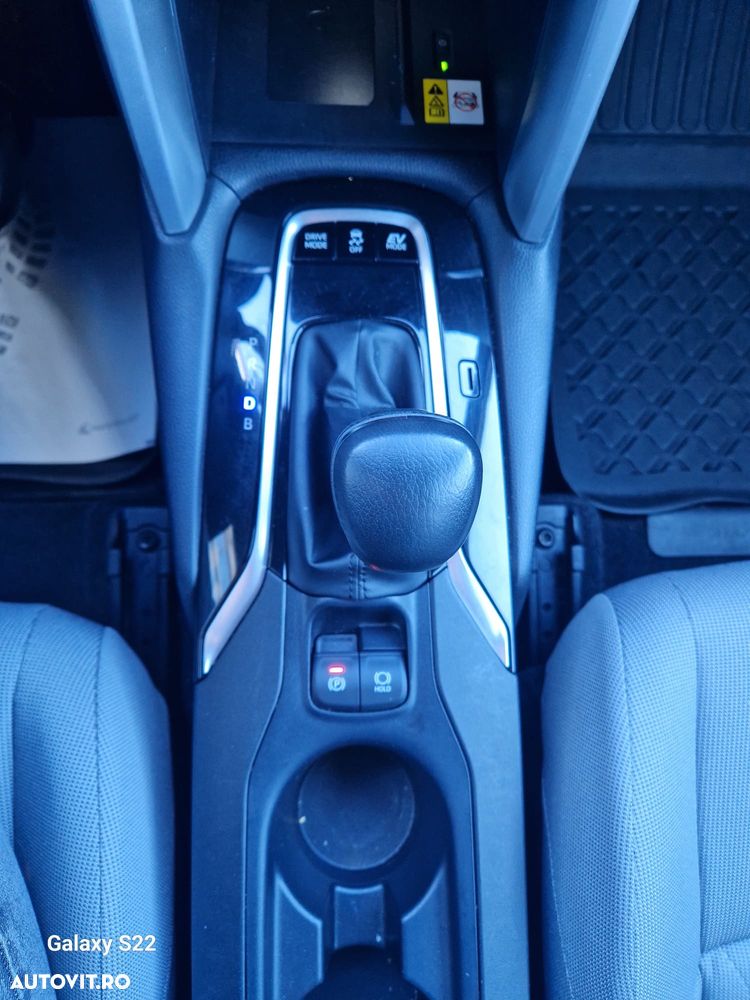 Toyota Corolla Cross - 20