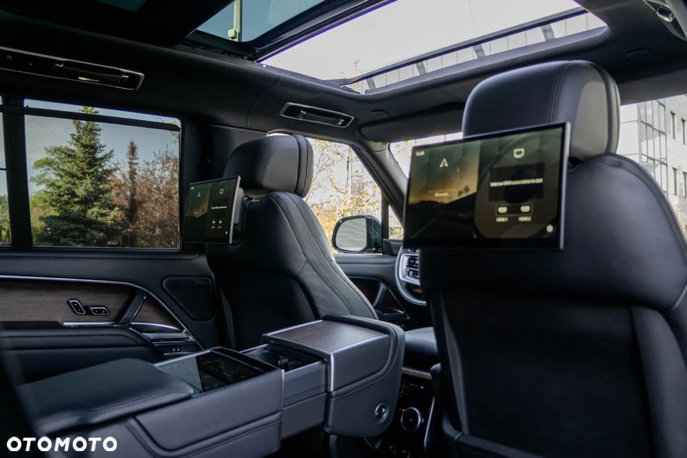 Land Rover Range Rover 4.4 V8 P535 Autobiography - 17
