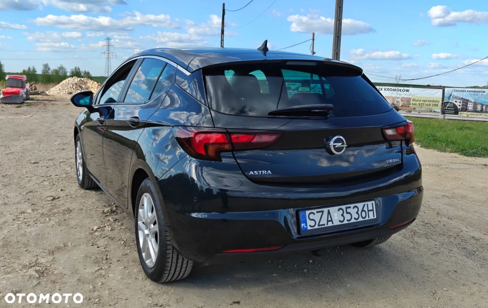 Opel Astra 1.4 Turbo Innovation - 24