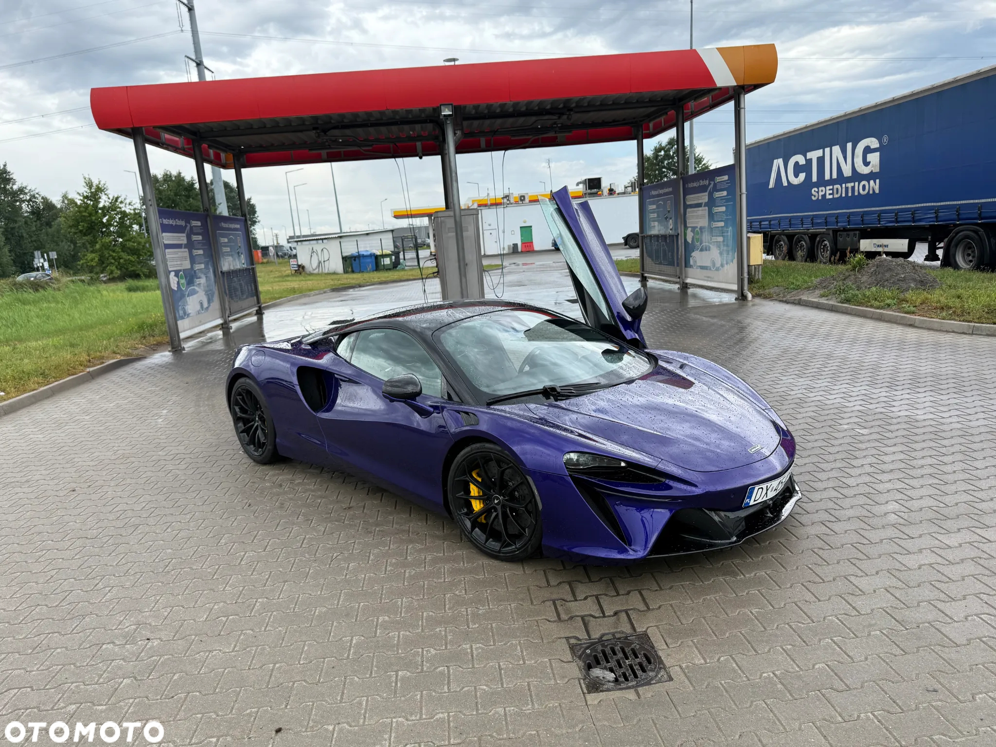 McLaren Artura - 15