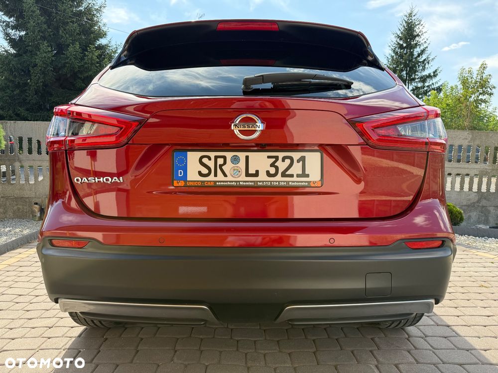 Nissan Qashqai 1.3 DIG-T N-WAY - 8