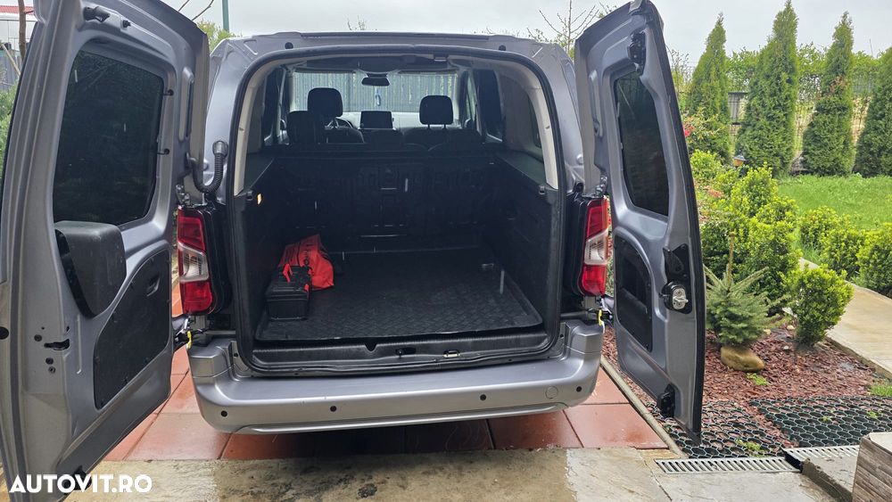 Opel Combo 1.5 L2H1 Start/Stop Enjoy - 32