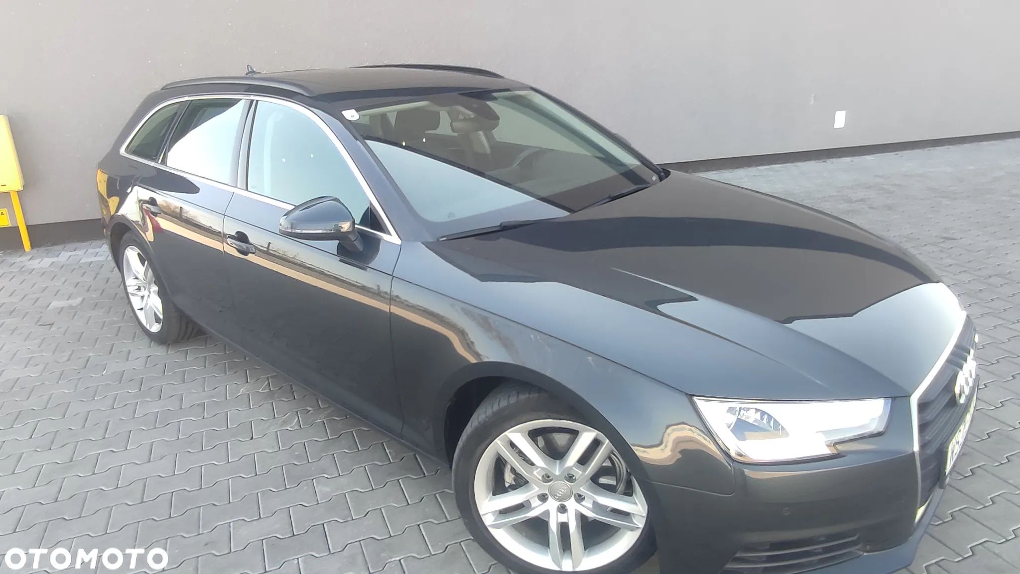 Audi A4 2.0 TDI S tronic - 1