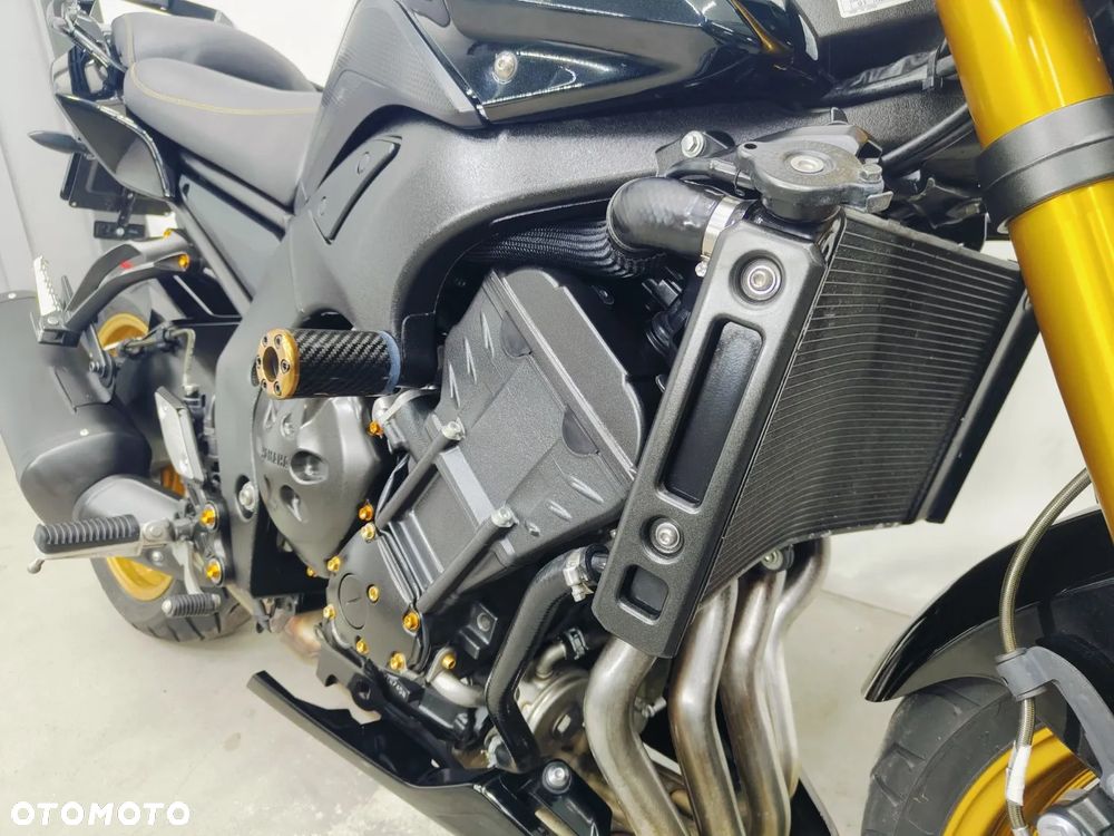 Yamaha FZ8 - 7