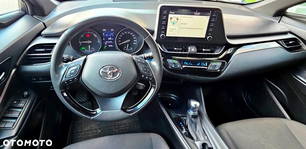 Toyota C-HR - 11
