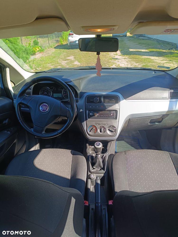 Fiat Punto - 5