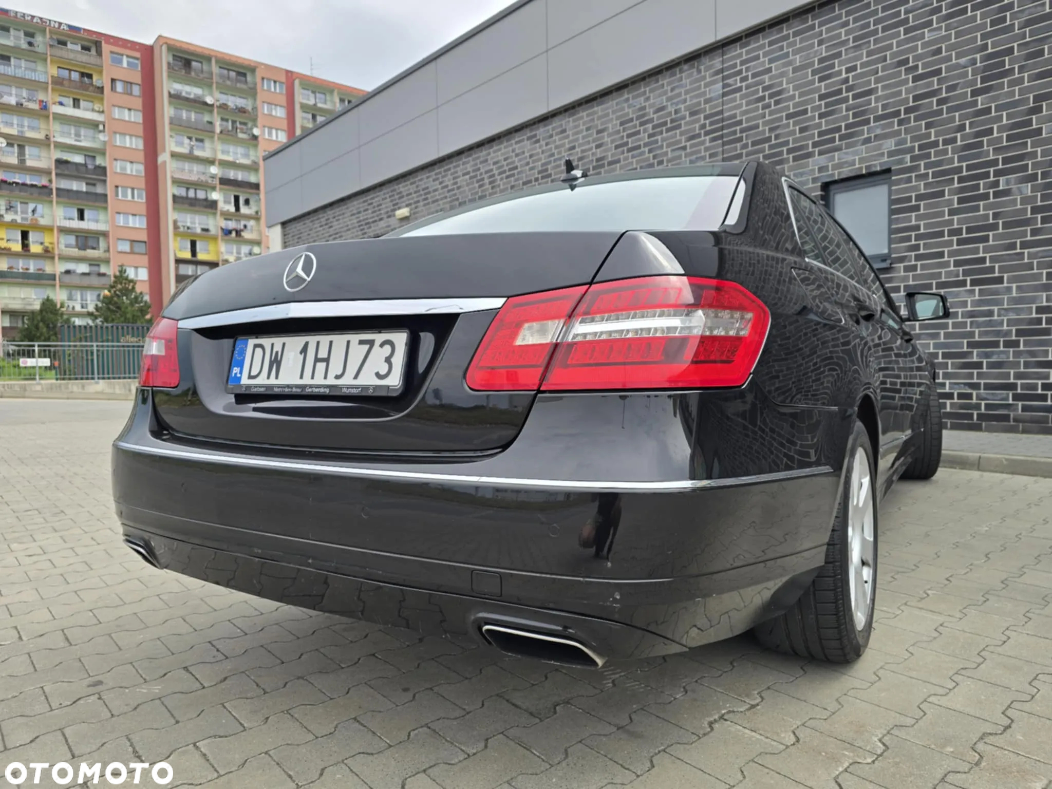 Mercedes-Benz Klasa E 200 T BlueEFFICIENCY 7G-TRONIC Avantgarde - 10
