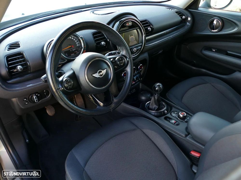 MINI Clubman One D - 23