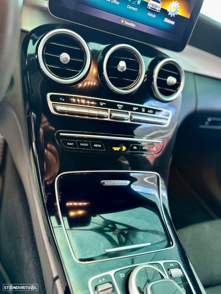 Mercedes-Benz C 300 de AMG Line - 26