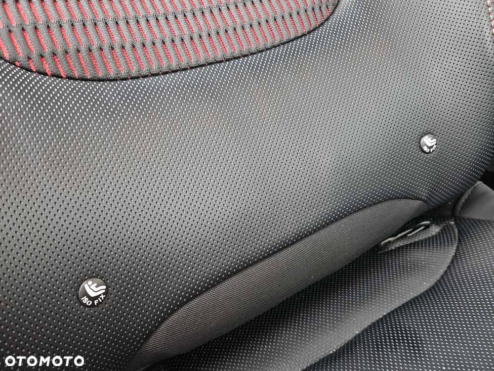 Renault Captur TCe 120 EDC Helly Hansen - 11