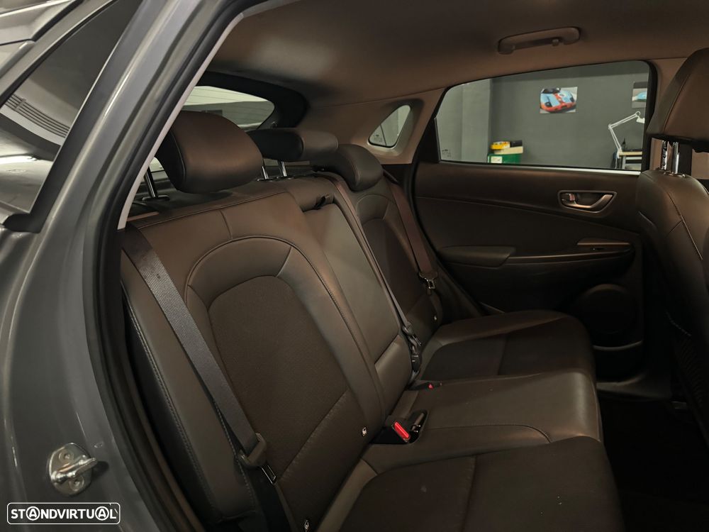 Hyundai Kauai EV 64 kWh Premium+P.Premium - 33