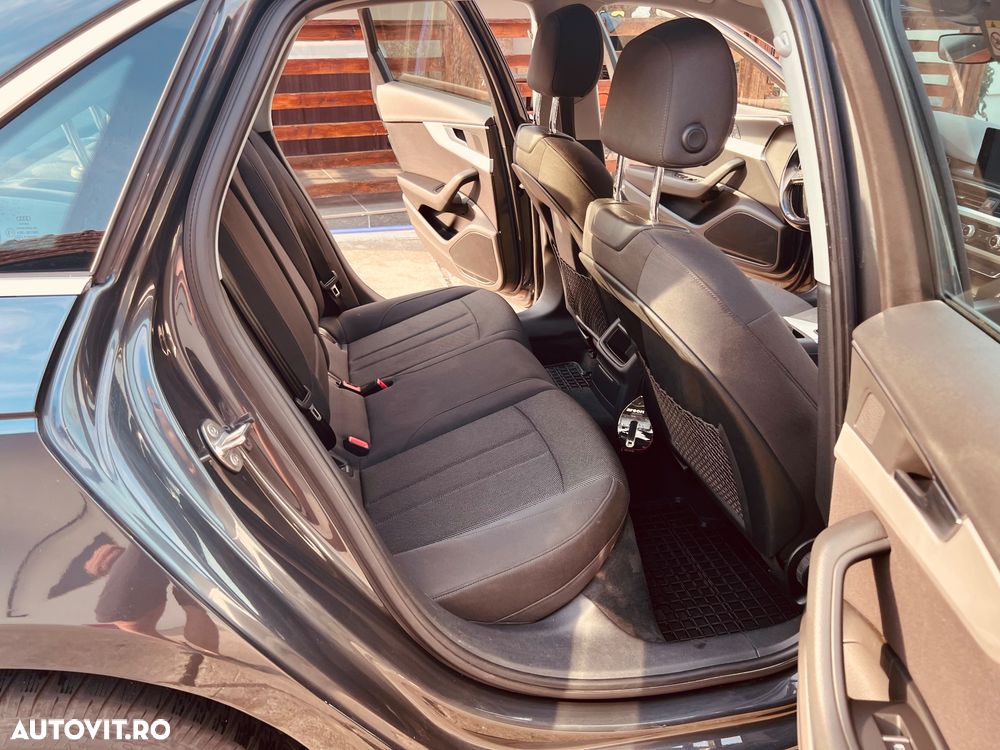 Audi A4 Limuzina 2.0 TDI quattro design - 11