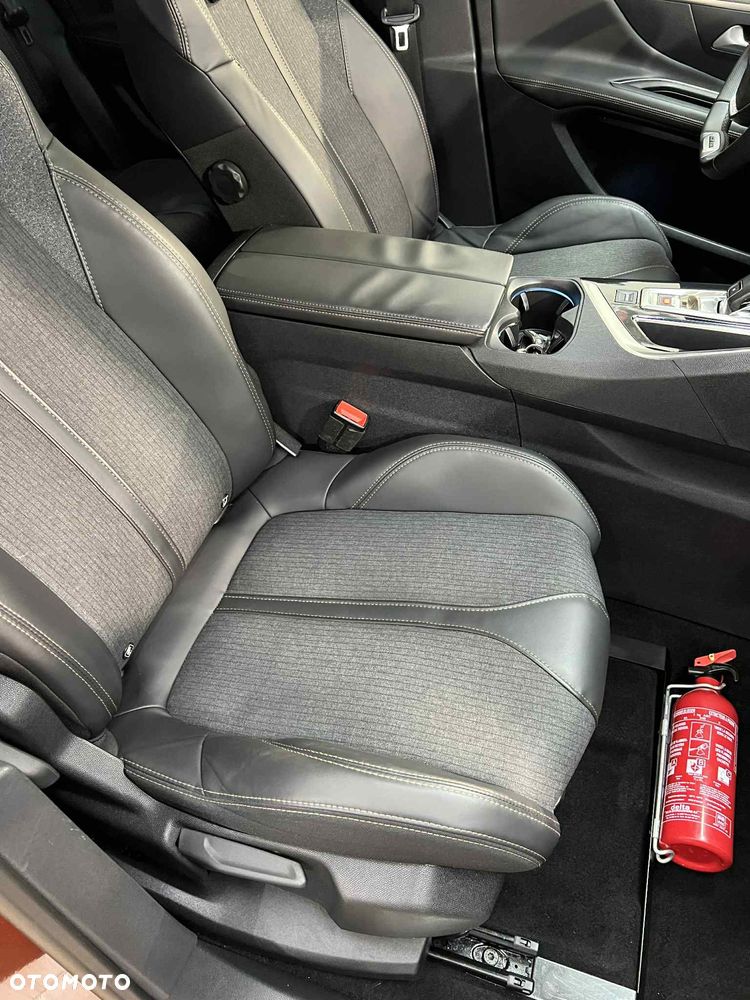 Peugeot 3008 - 6