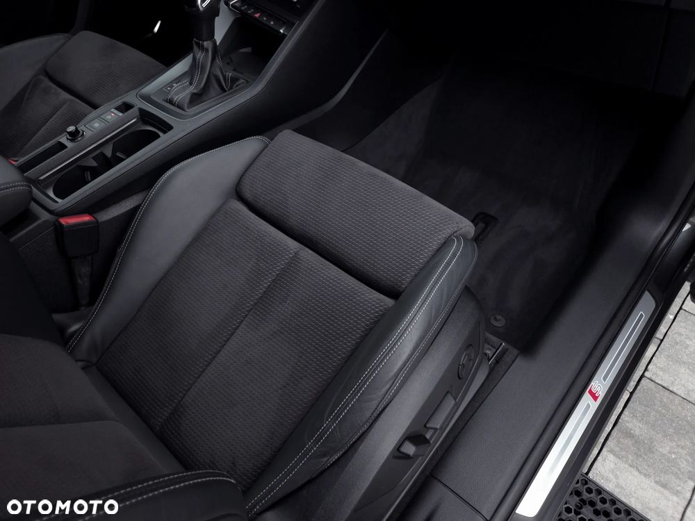 Audi Q3 40 TFSI Quattro S tronic S line - 23