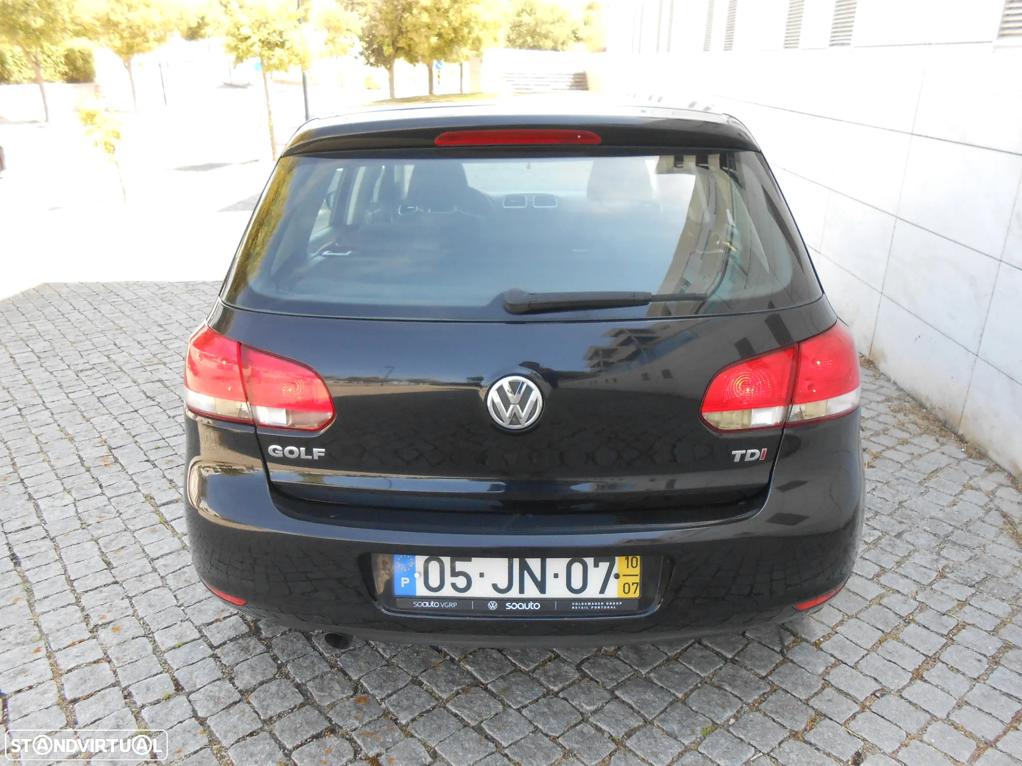 VW Golf 1.6 TDi Confortline - 8