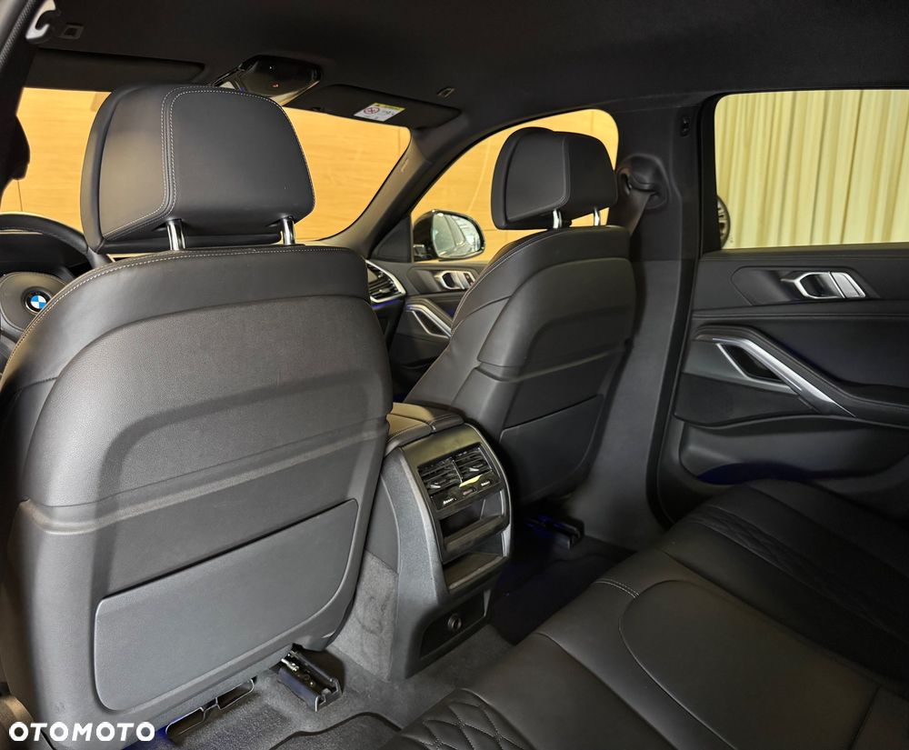 BMW X6 xDrive30d mHEV - 26