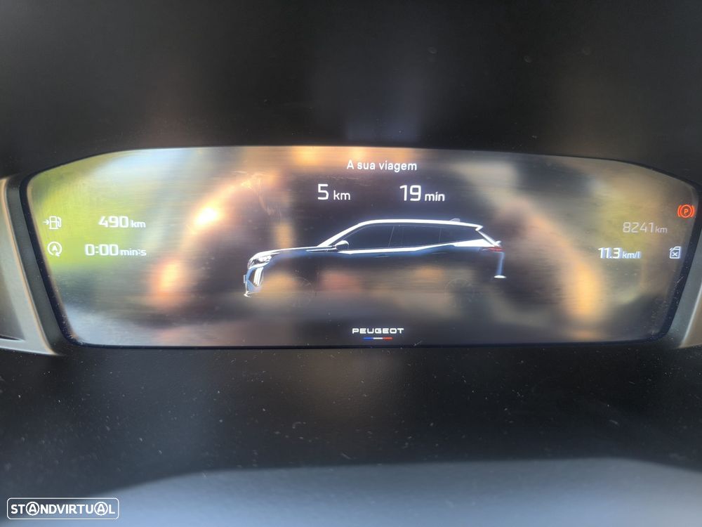 Peugeot 2008 1.2 PureTech Allure - 4