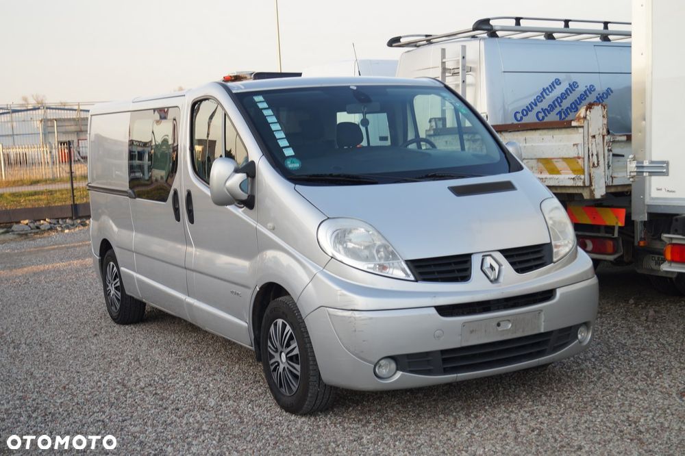 Renault Trafic - 11