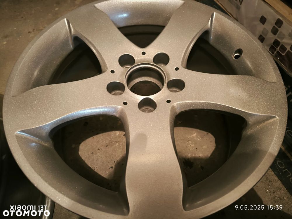 Alufelgi 17'' w bardzo dobrym stanie - 2