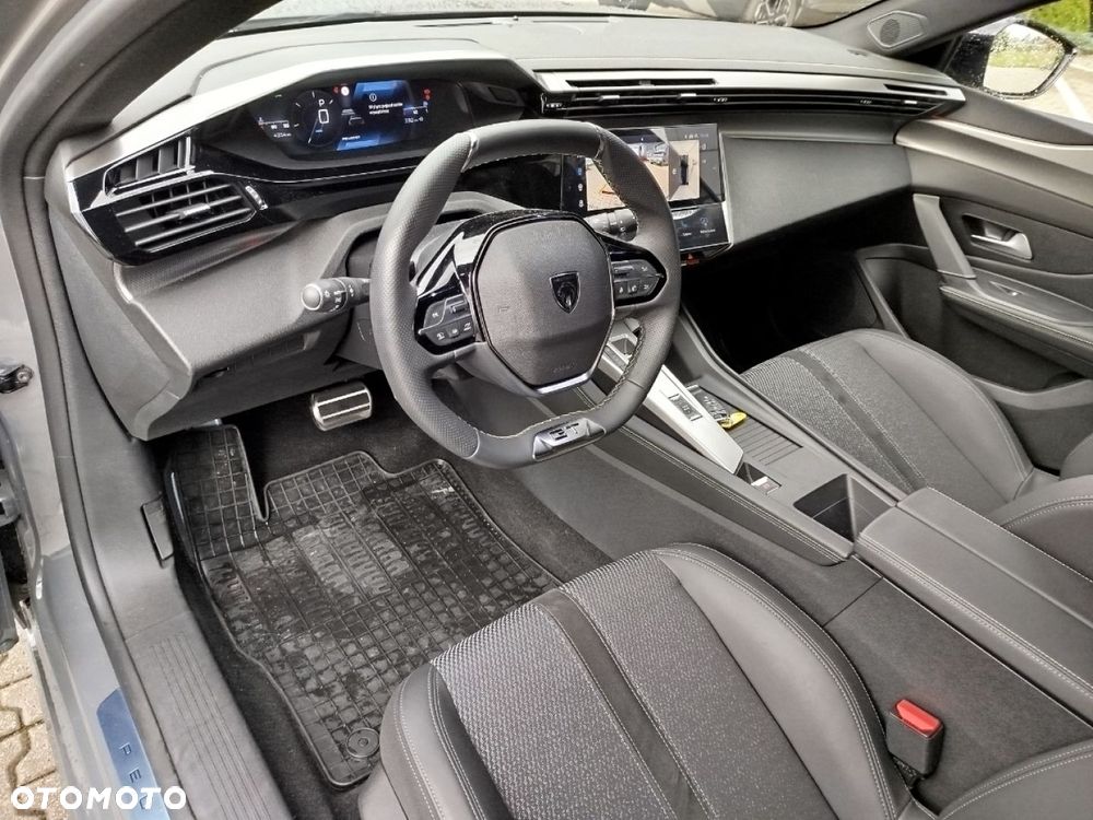 Peugeot 308 - 11