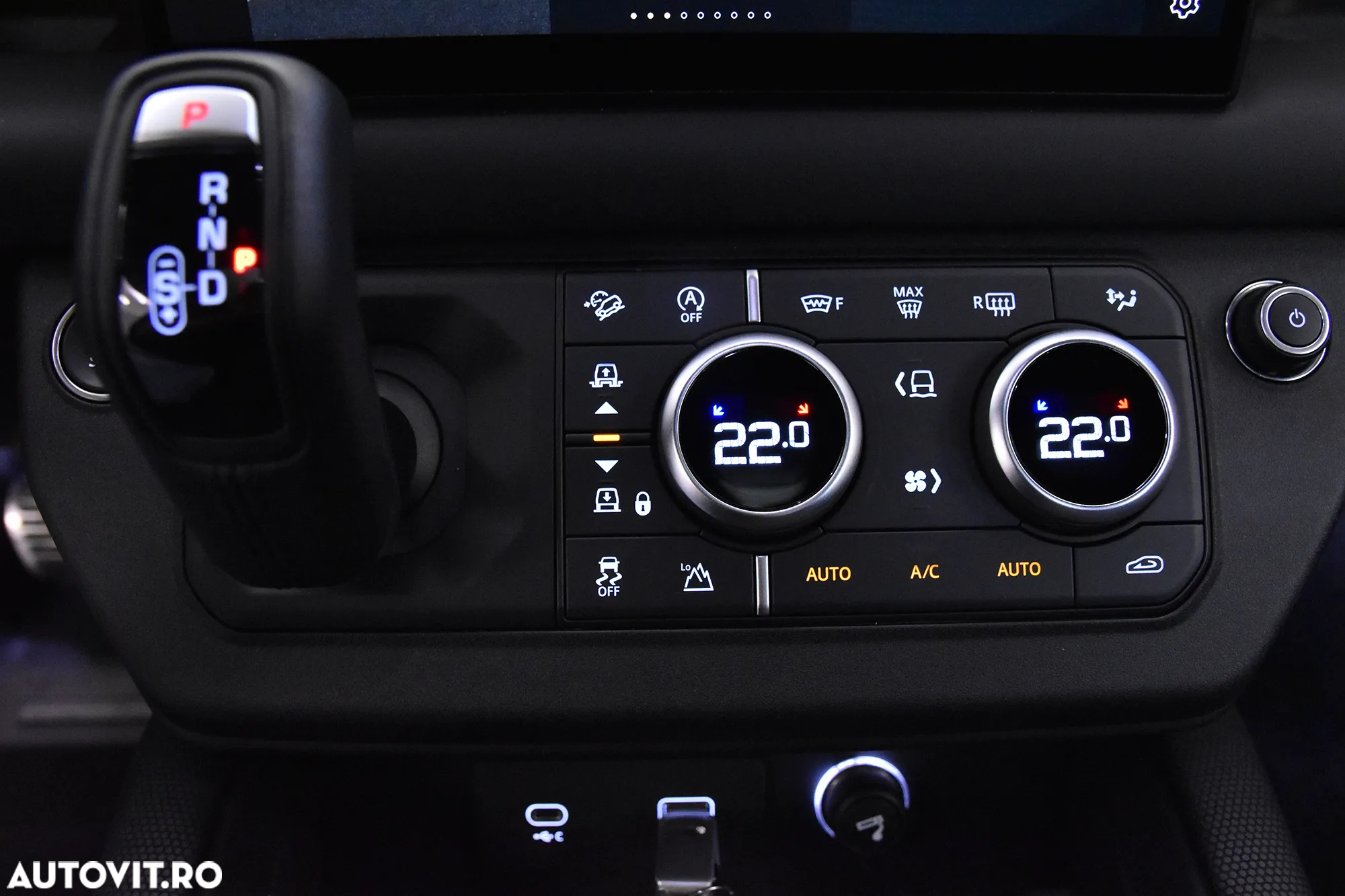 Land Rover Defender 90 5.0 V8 - 16